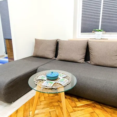 Penguin 1218 On Starowislna 54 Street Apartament